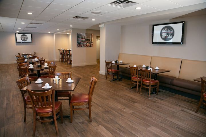 Holiday Inn Metairie New Orleans by IHG