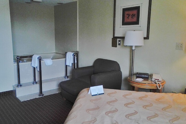Room 31 of 82
