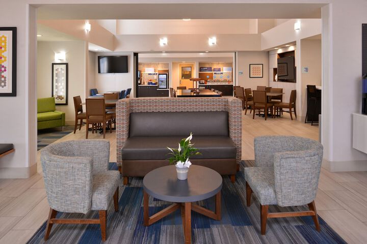Holiday Inn Express Stockton Southeast by IHG