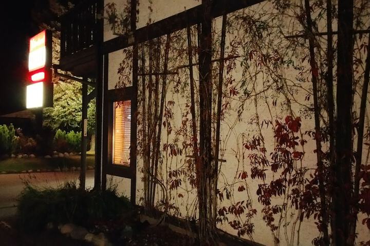 Hotel Exterior 24 of 29