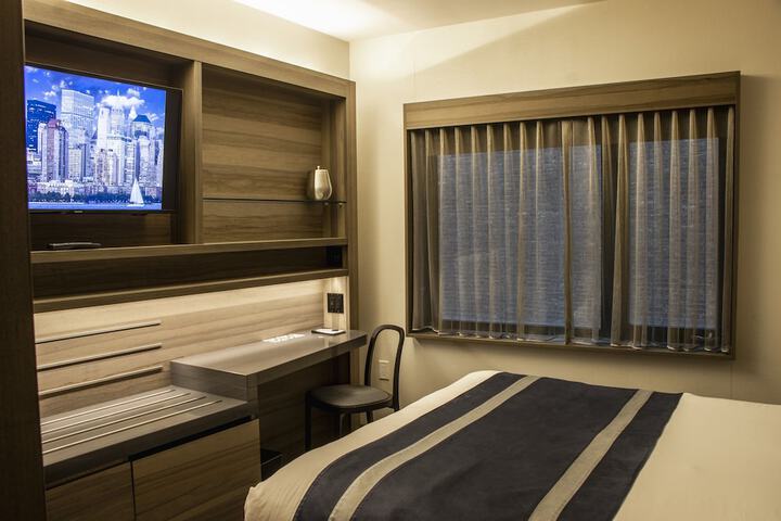 Room 31 of 59