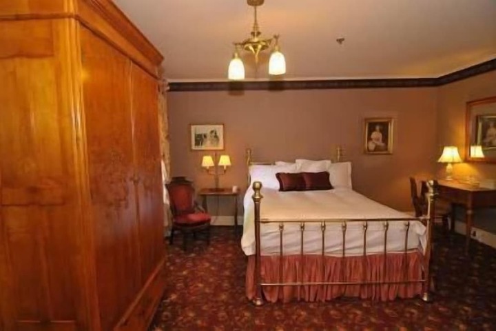 Atlantic Hotel