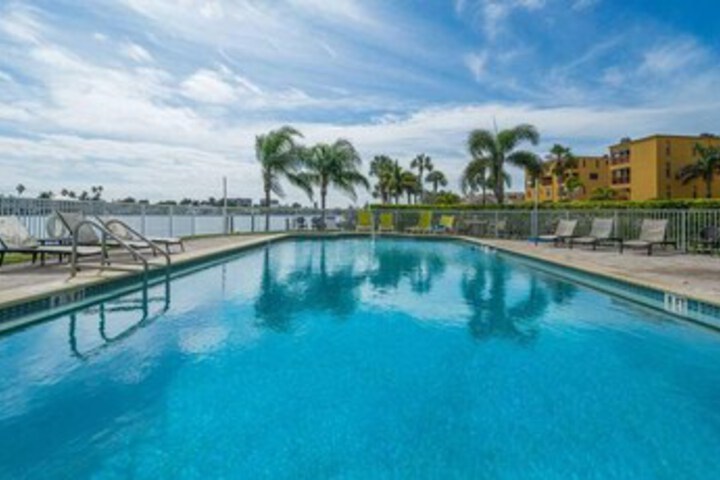 Pool 5 of 86
