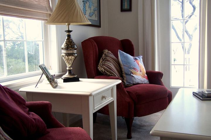 Room 4 of 27