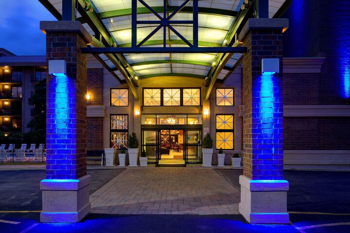Hotel 2 of 25
