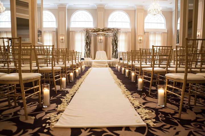 Ballroom/Hall 97 of 107