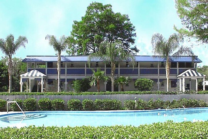 Hontoon Landing Resort & Marina