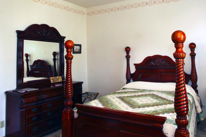 Room 19 of 68