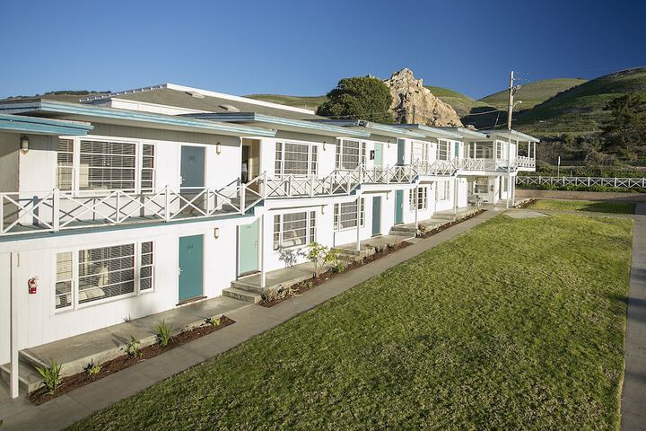 Hotel 2 of 63