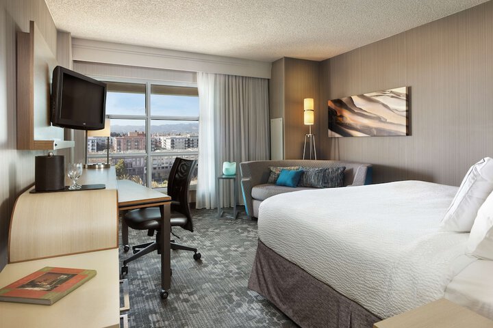 Sonesta Emeryville - San Francisco Bay Bridge