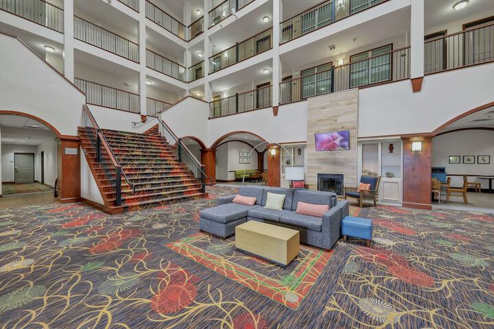 Hotel Interior 6 of 24