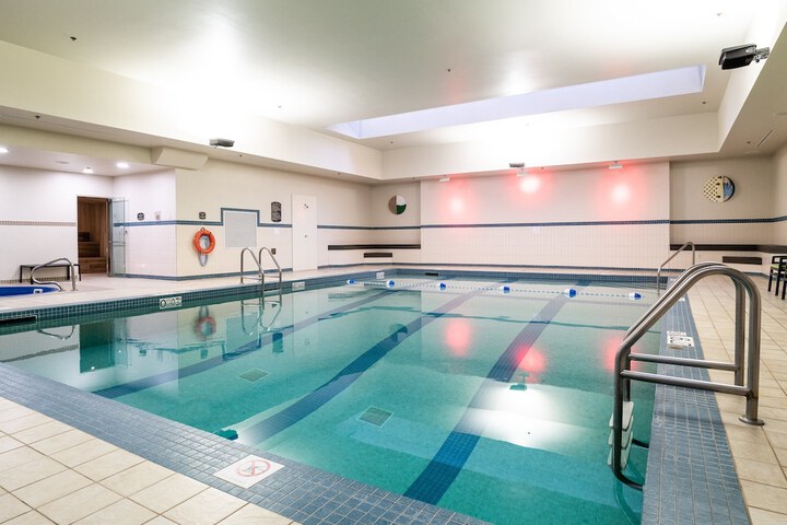Pool 13 of 205