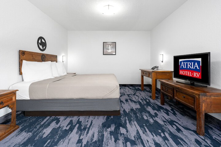 Room 25 of 40