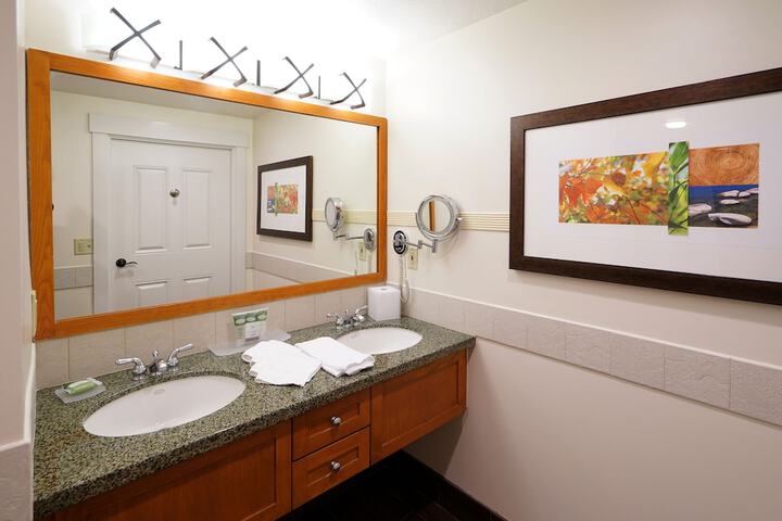 Heavenly Village Condos - Grand Residence