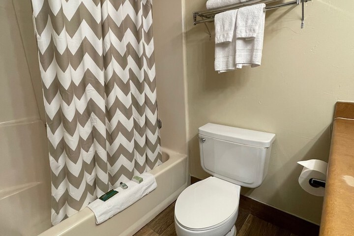 Room 15 of 20