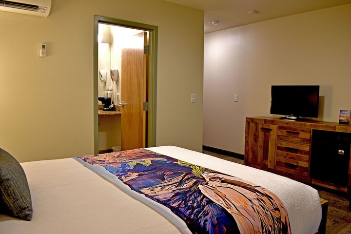 Room 15 of 84