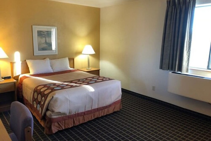 Room 26 of 31