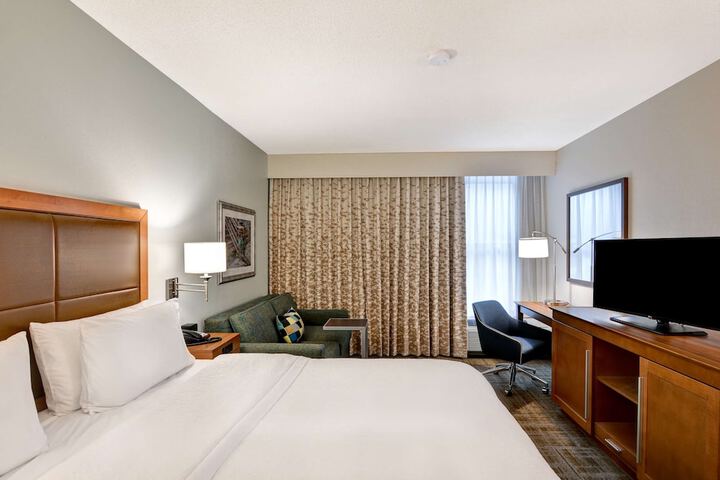 Hampton Inn State College