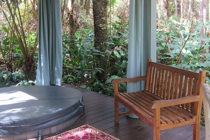 Volcano Mist Cottage