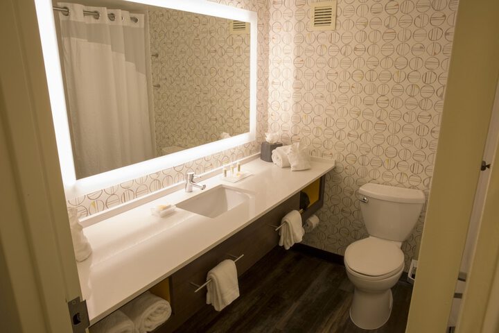 Room 45 of 108