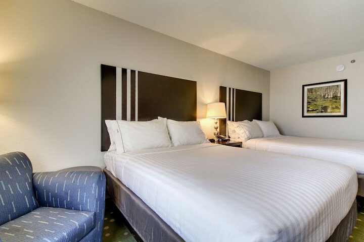 Room 43 of 80