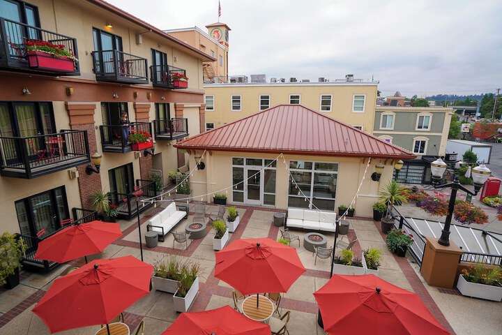 Terrace/Patio 31 of 36