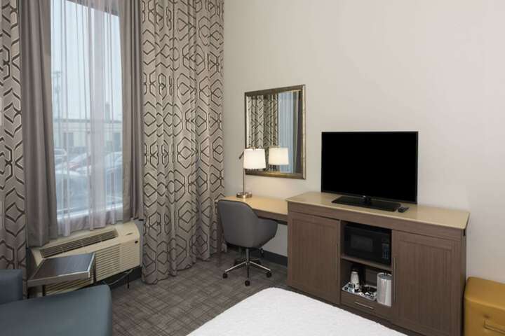 Room 11 of 29