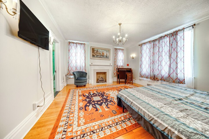Charming Historic Home 1 Mi to Dtwn Olean!