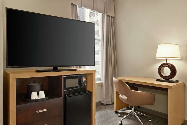 Room 90 of 108