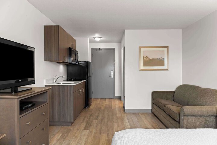 Room 20 of 48