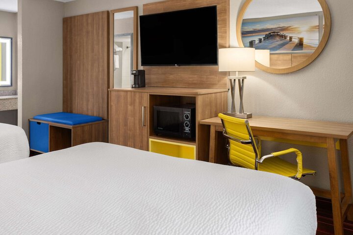 Room 21 of 29