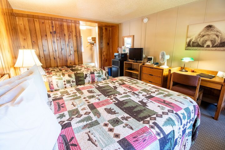 Room 161 of 261
