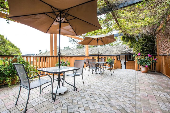 Terrace/Patio 35 of 36