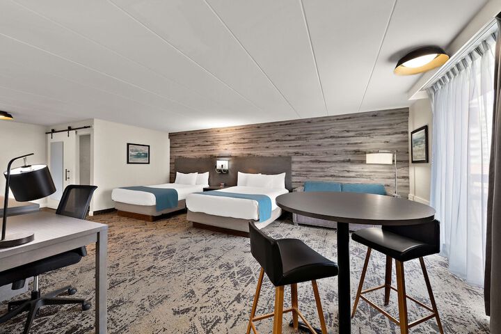 Room 34 of 75