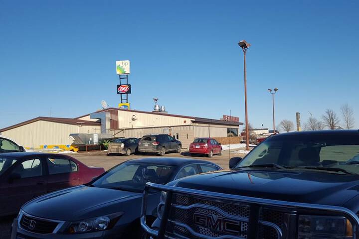 Earth Inn Motel