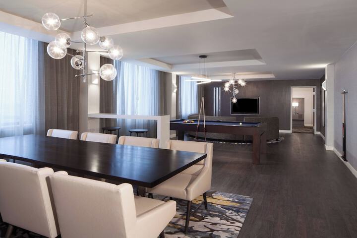 Room 30 of 76