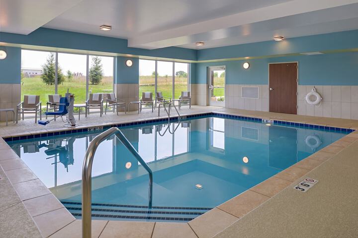 Pool 4 of 27