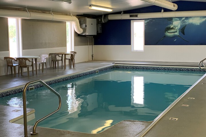 Pool 2 of 25