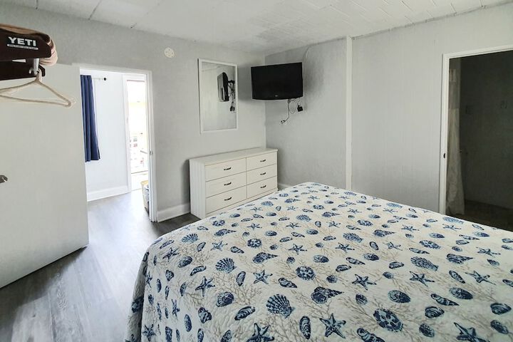 Room 28 of 56