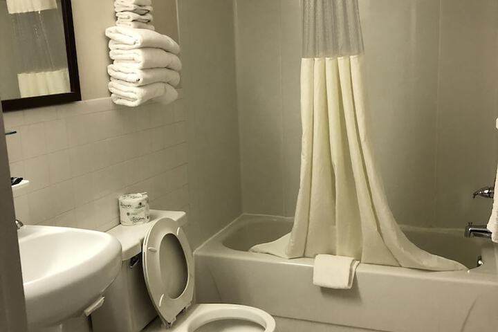 Americas Best Value Inn Palmyra Hershey