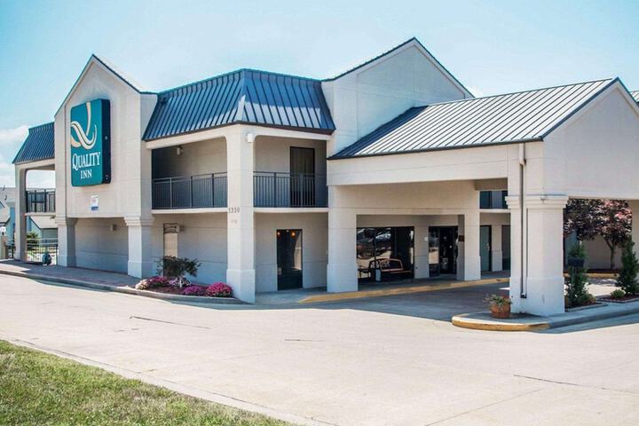 Quality Inn US65 & E. Battlefield Rd. Springfield