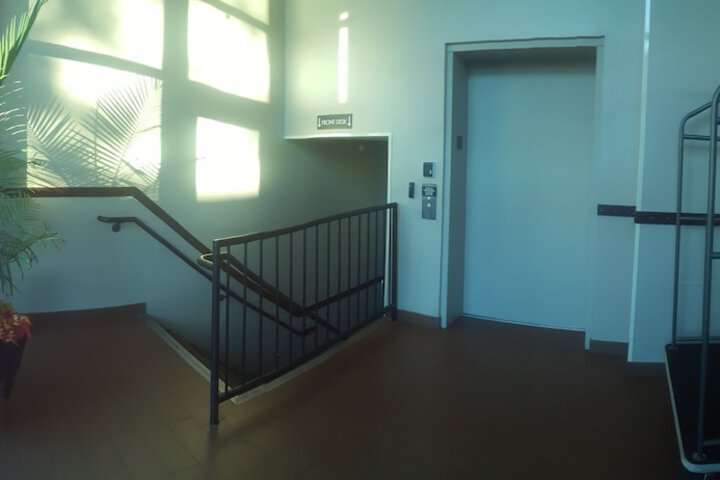 Hotel 2 of 64