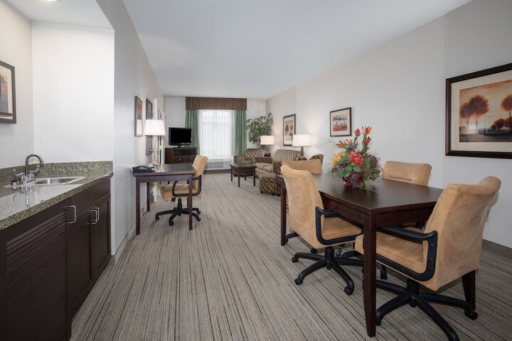Room 16 of 41