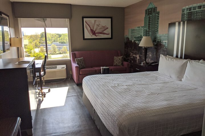 Room 40 of 54