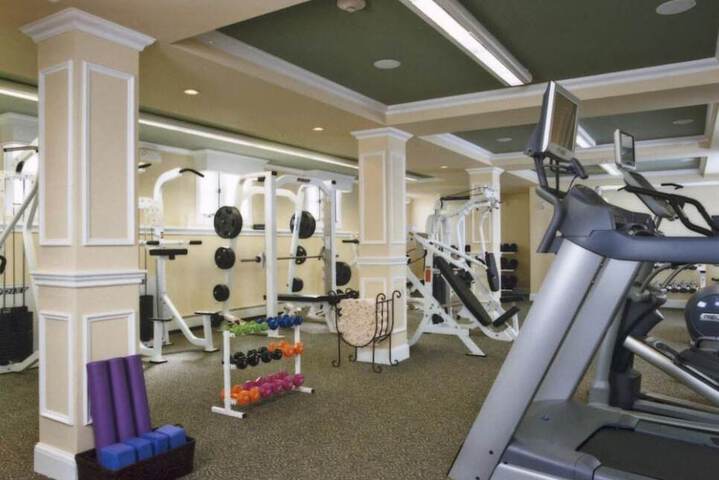 HARBORSIDE HOTEL MARINA AND SPA