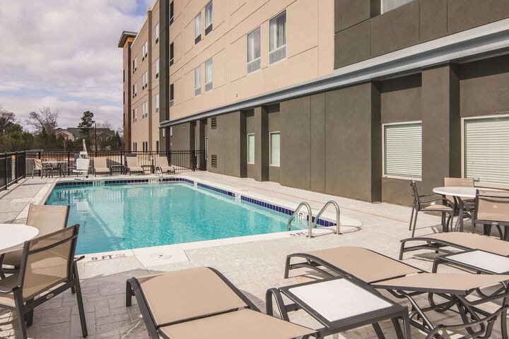 Pool 3 of 34