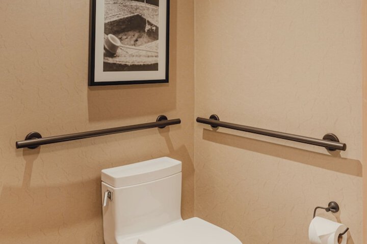 Room 124 of 189