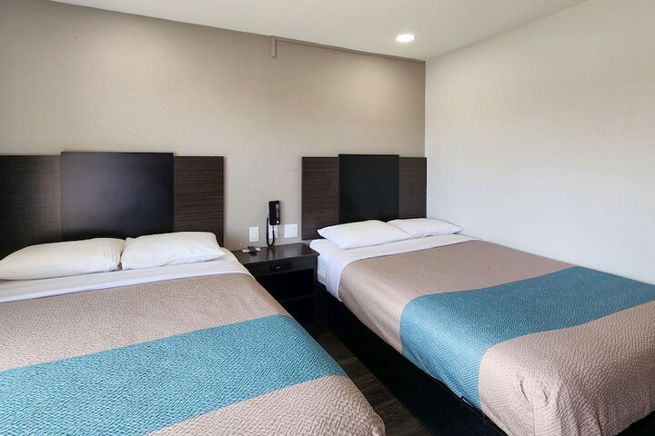 Room 29 of 31