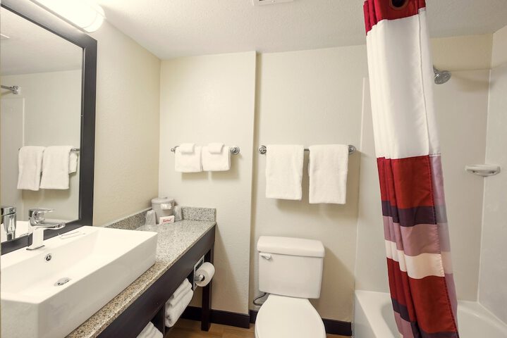 Red Roof Inn PLUS+ South Deerfield – Amherst