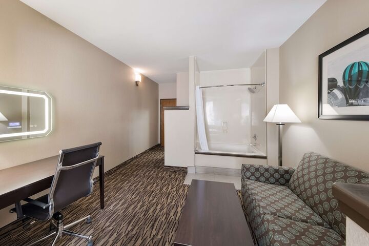 Room 45 of 73